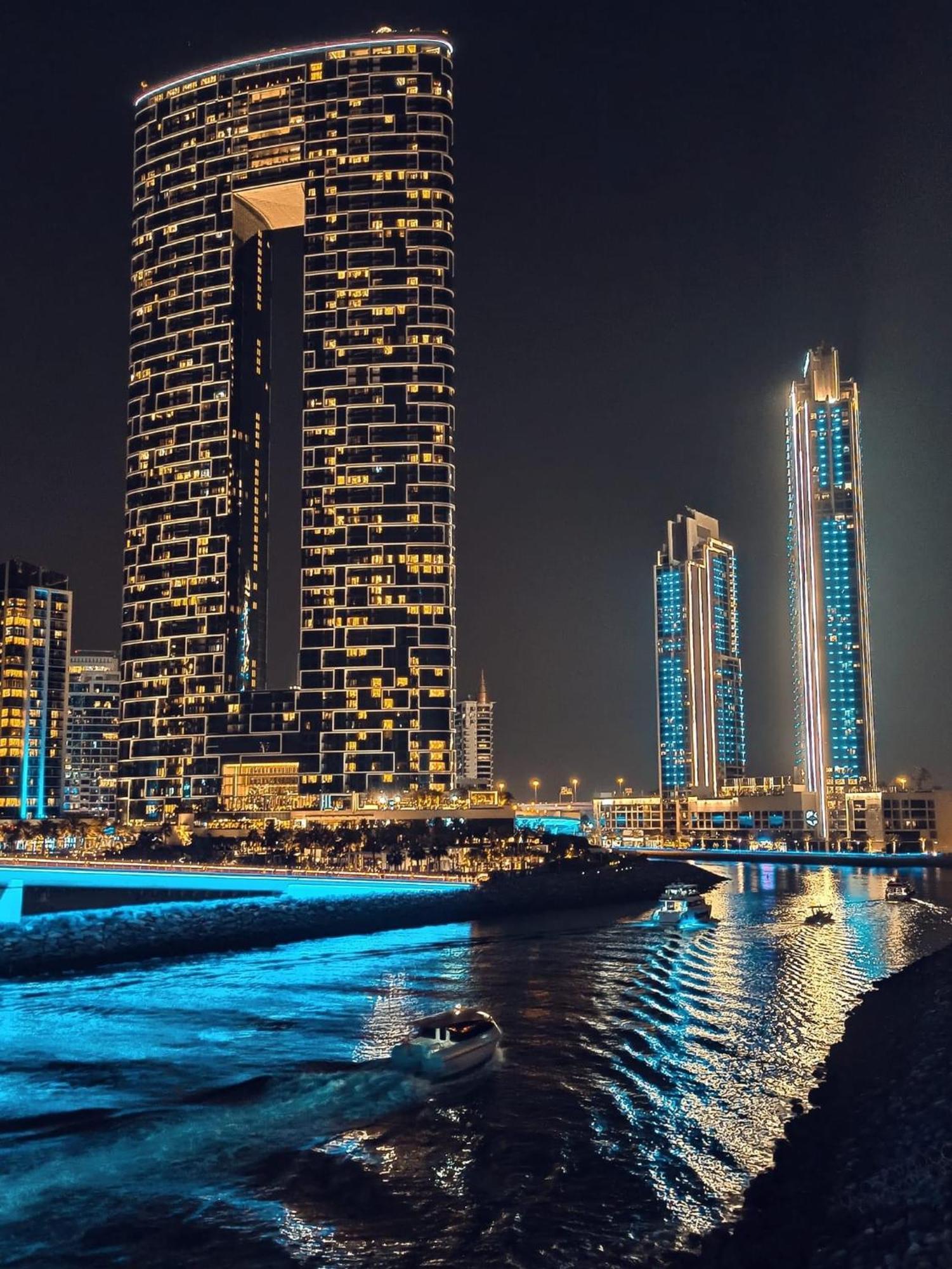 Seaview Beach Hostel Jbr - Walk To Beach - Gym - Pool - Metro Station ドバイ エクステリア 写真