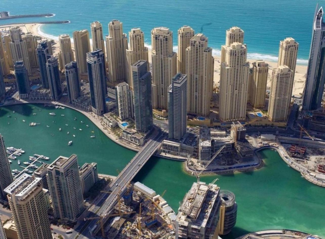 Seaview Beach Hostel Jbr - Walk To Beach - Gym - Pool - Metro Station ドバイ エクステリア 写真